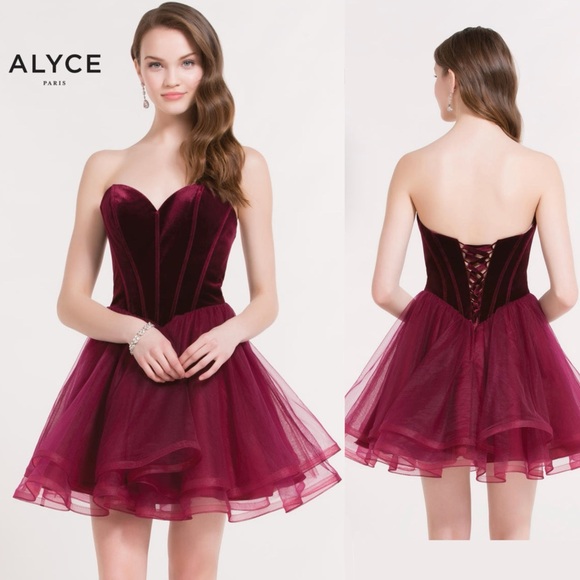 NWT Alyce Paris Formal Strapless Mini Dress in Black Cherry Sz 8 Homecoming - Picture 1 of 10